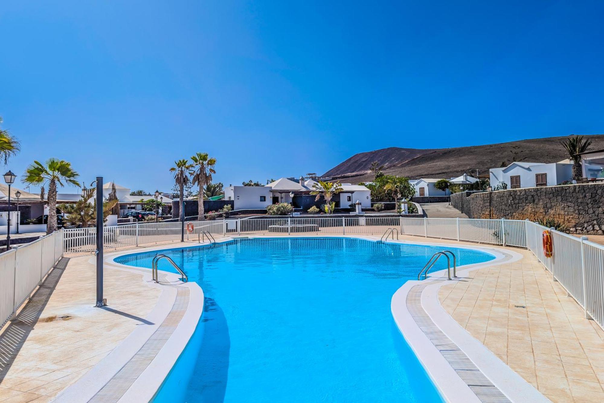 Villa Axular With Heated Private Pool Playa Blanca  Buitenkant foto